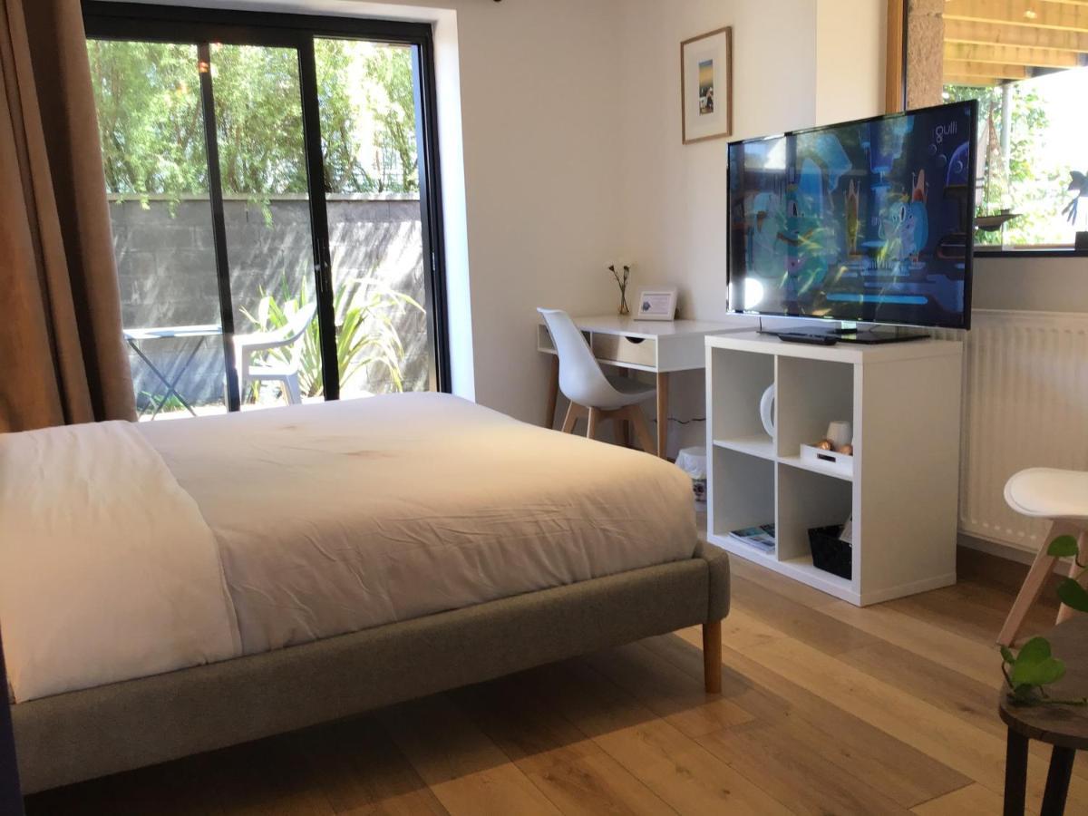 佩罗斯－吉雷克Chez Minh Thu公寓 外观 照片